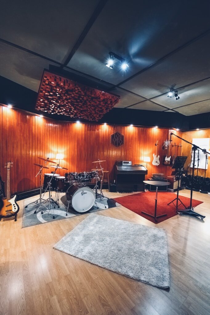 Our spacious Live Room houses all our backline equipment and is where most recording sessions take place. With 40m² of carefully tuned space, it’s ideal for capturing both solo performances and larger ensemble recordings, providing both flexibility and top-quality sound.